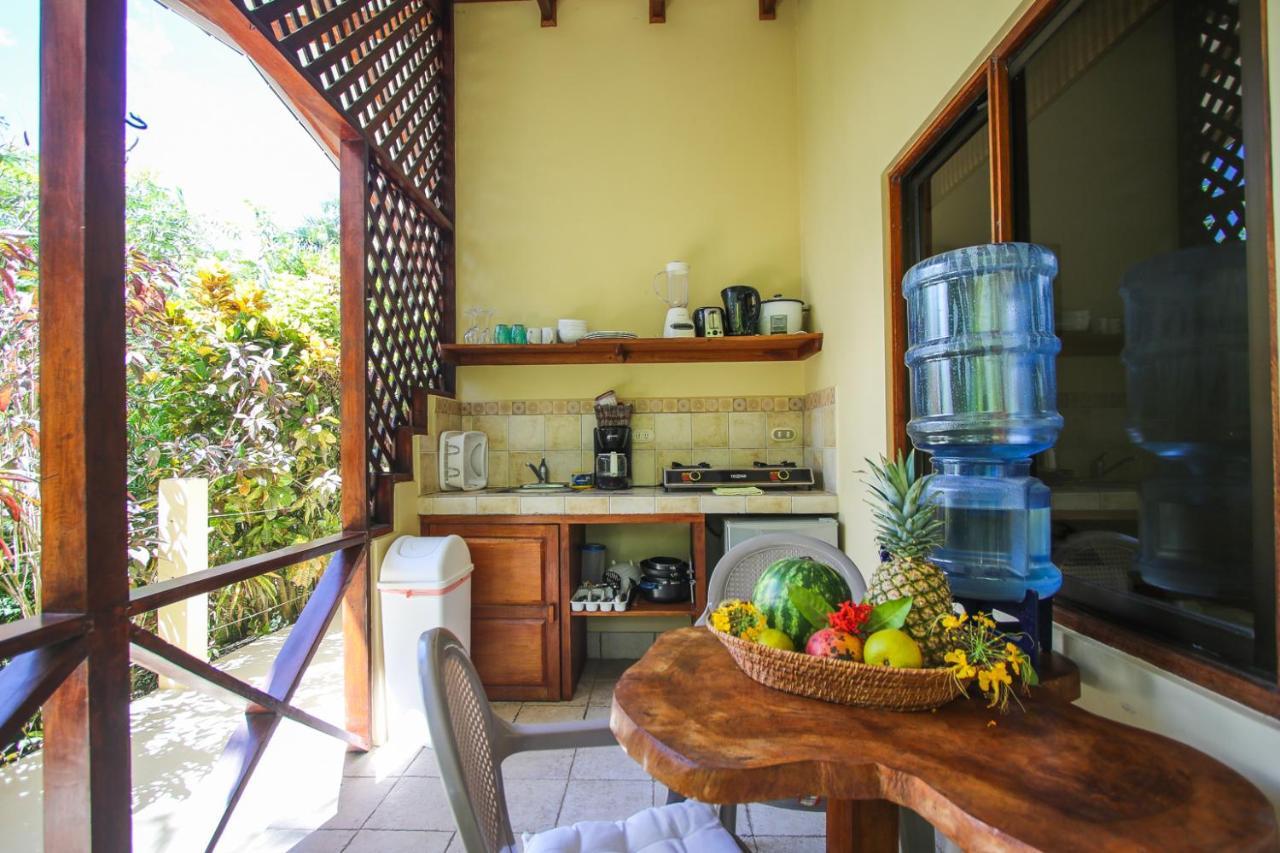 Hotel Oasis Mal Pais Nicoya Exterior foto